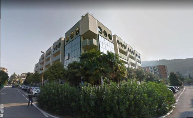 Riva Walk To Lake Exterior photo